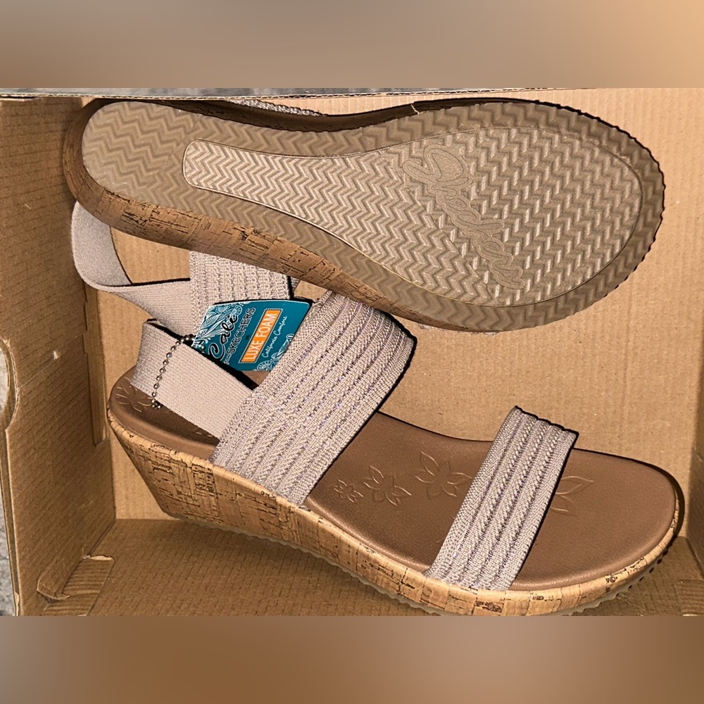 Size 10 Sanford taupe Cali by sketchers vegan